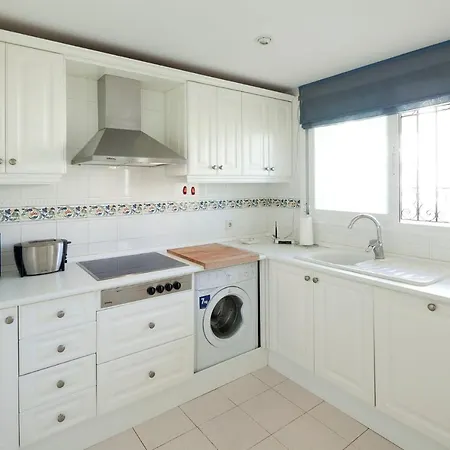 Hacienda Playa Elviria アパート