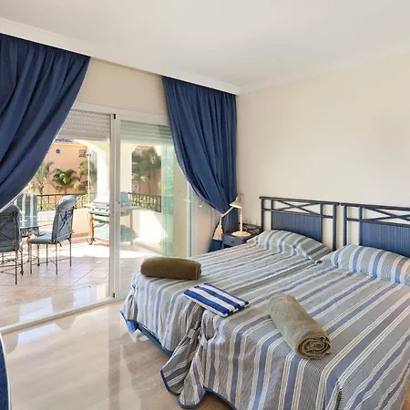 아파트 Hacienda Playa Elviria *