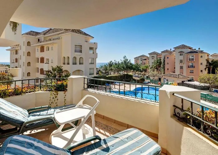 Hacienda Playa Elviria 公寓 *