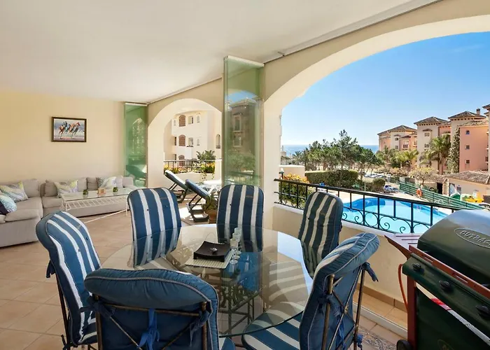 Hacienda Playa Elviria * 马尔韦利亚